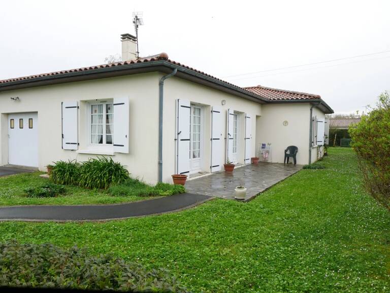 Maison de plain-pied à AIGREFEUILLE D'AUNIS — photo 1