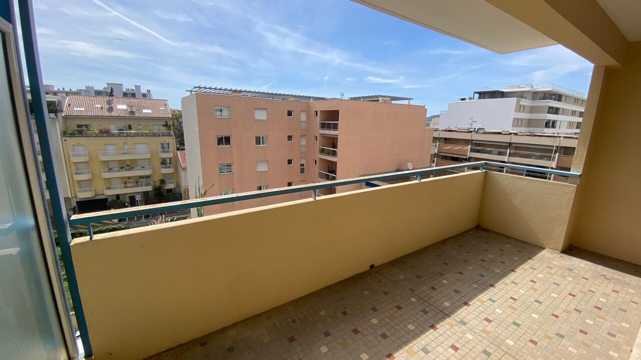 appartement 2 pièces 57 m2 à vendre à Antibes (06600)