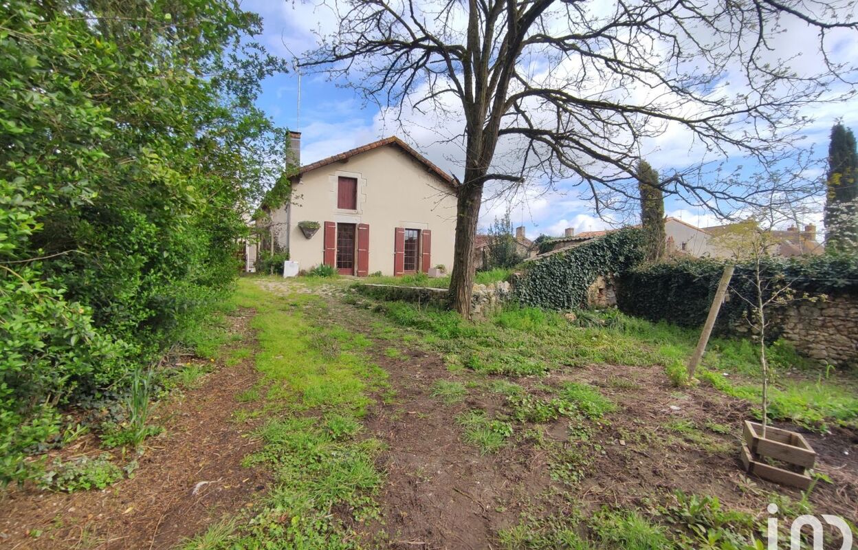 maison 5 pièces 89 m2 à vendre à Lussac-les-Châteaux (86320)