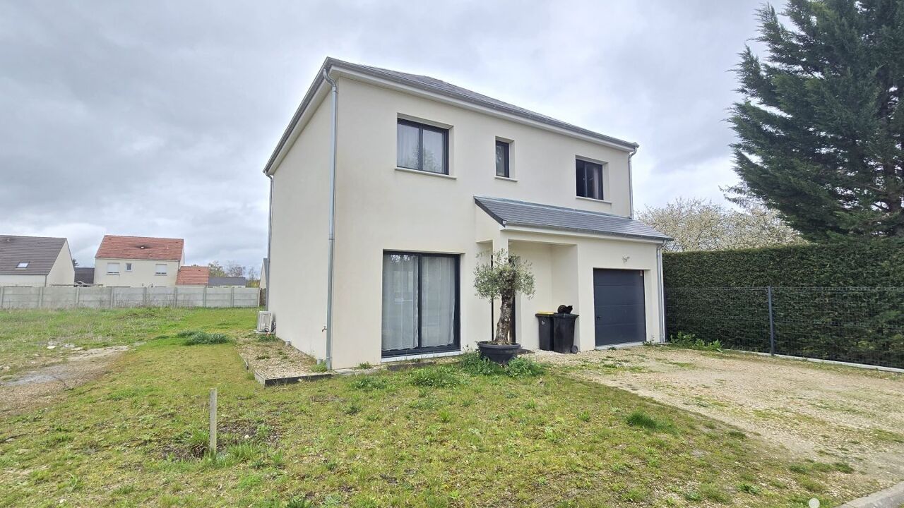 maison 5 pièces 107 m2 à vendre à Saint-Lyé-la-Forêt (45170)