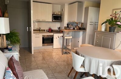 location appartement 800 € CC /mois à proximité de Gallargues-le-Montueux (30660)