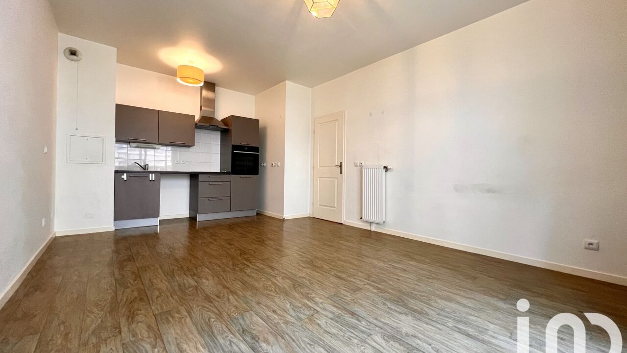 appartement 2 pièces 46 m2 à vendre à Villecresnes (94440)