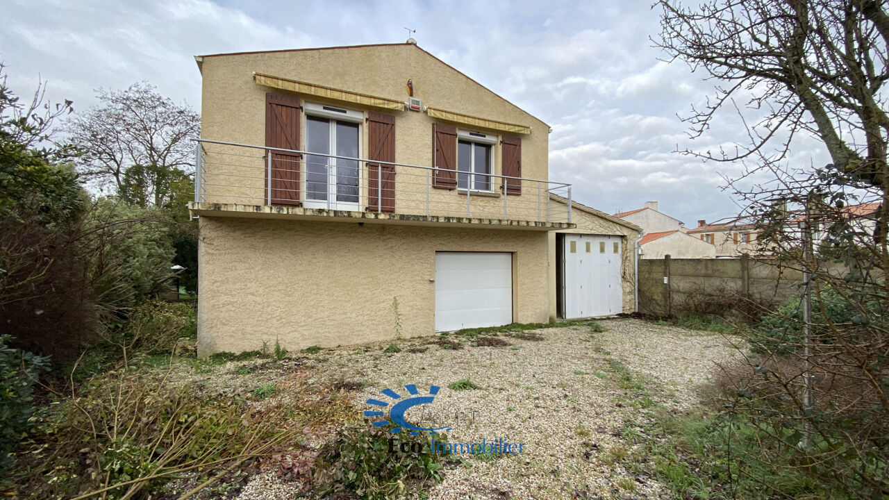 maison 7 pièces 159 m2 à vendre à Périgny (17180)