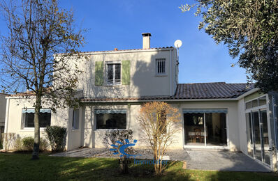 vente maison 625 000 € à proximité de Périgny (17180)