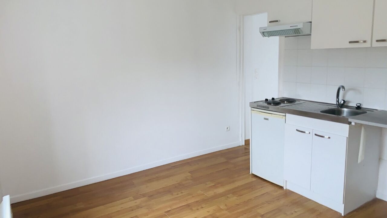 appartement 2 pièces 27 m2 à louer à Lille (59000)