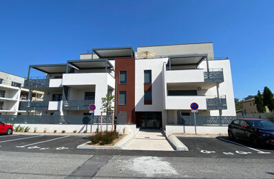 location appartement 650 € CC /mois à proximité de Valréas (84600)