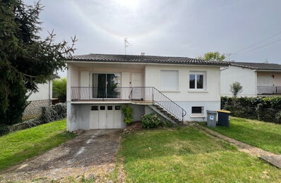 vente maison 242 000 € à proximité de Saint-Maurice-la-Clouère (86160)