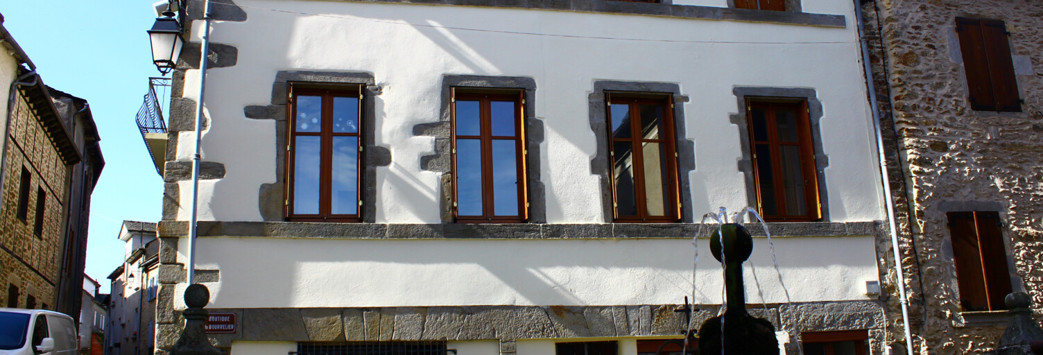 Maison 5 Pièces 150 m² à vendre à Rieupeyroux (12240)