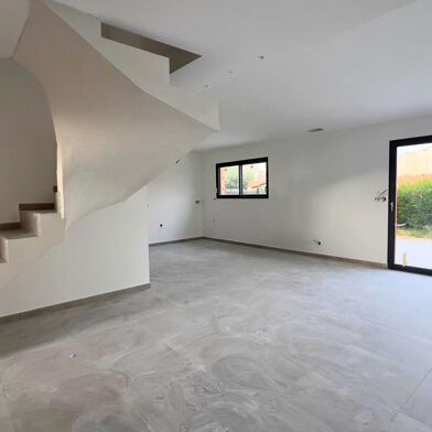 Maison 5 pièces 299000 €