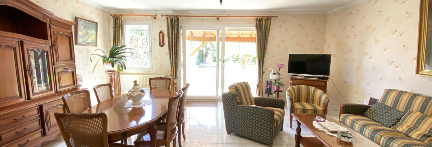 Maison 5 Pièces 136 m² à vendre à Le Coteau (42120)