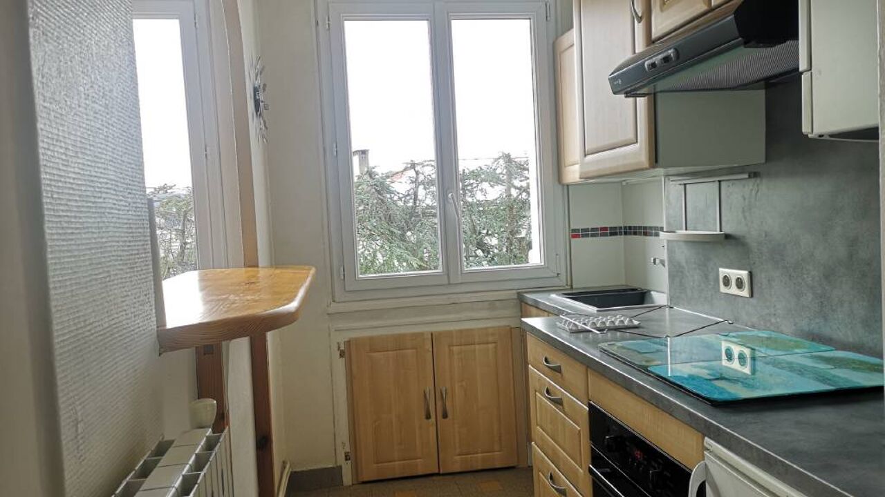 appartement 2 pièces 38 m2 à louer à Saint-Étienne (42000)