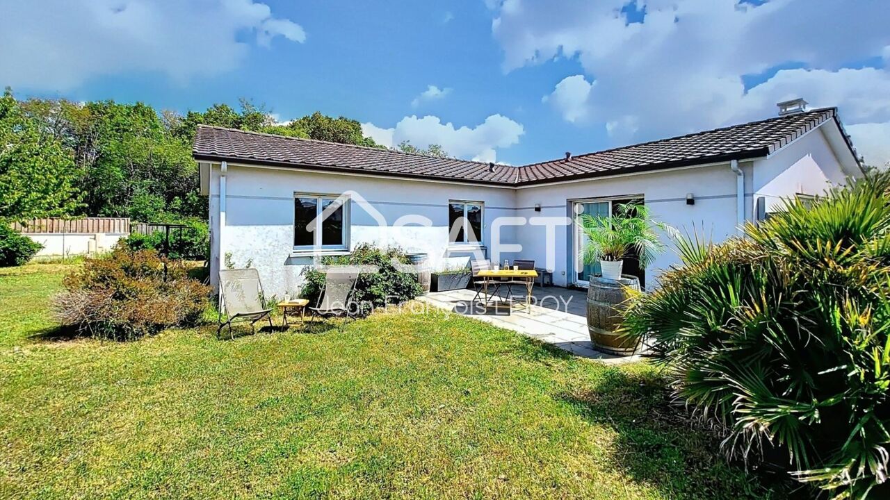 maison 6 pièces 136 m2 à vendre à Saint-Aubin-de-Médoc (33160)