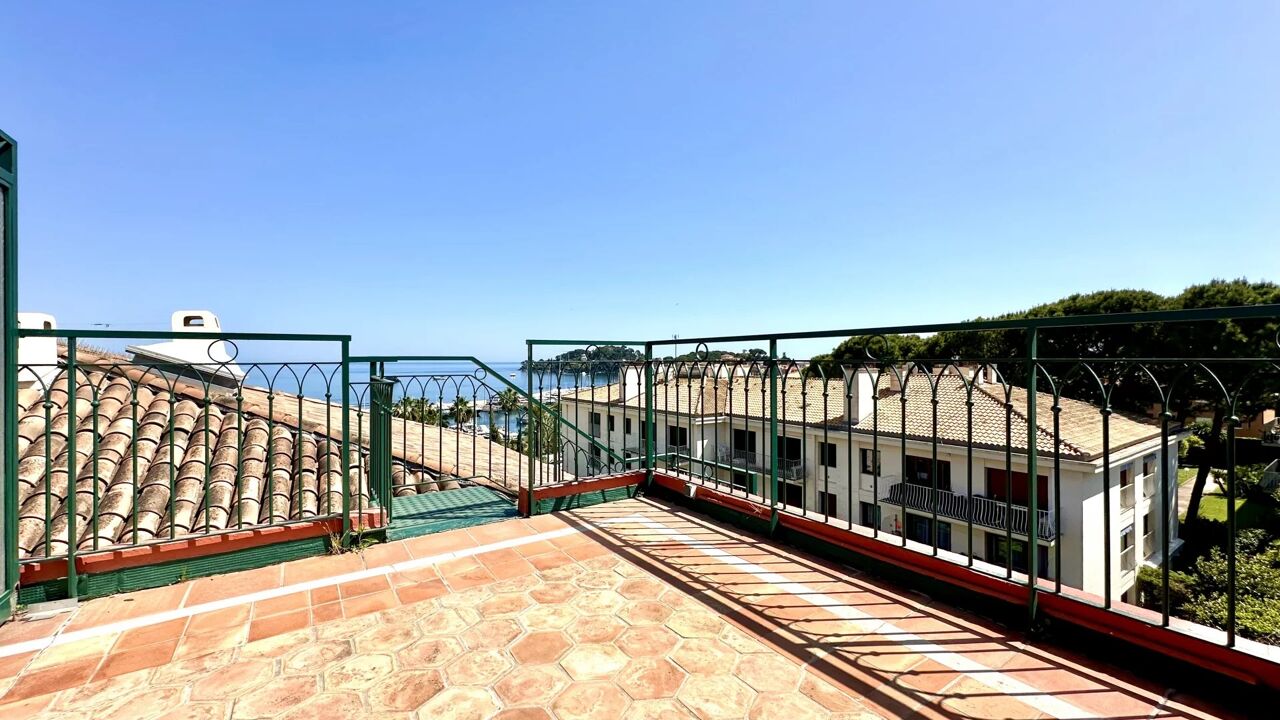 appartement 4 pièces 102 m2 à vendre à Saint-Jean-Cap-Ferrat (06230)