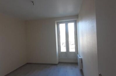 location appartement 580 € CC /mois à proximité de Abos (64360)
