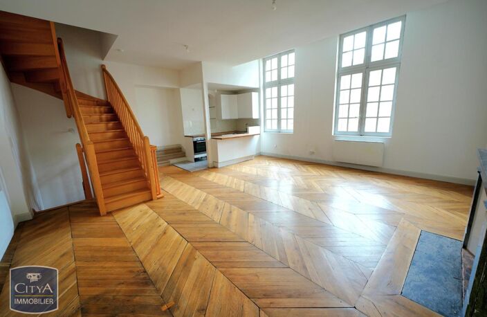 Vente maison 3 pièces 88 m² Saumur (49400) — photo 2
