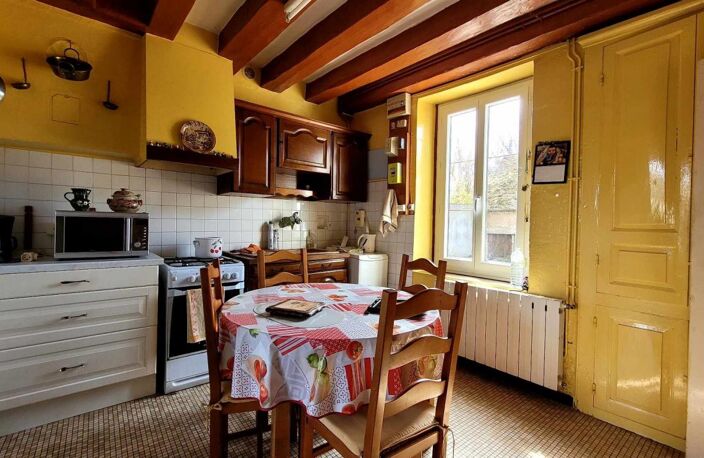 Maison semi-mitoyenne avec jardin et dépendance à 5 minutes de La Charité-sur-Loire — photo 4