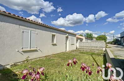 vente maison 198 000 € à proximité de Courçon (17170)