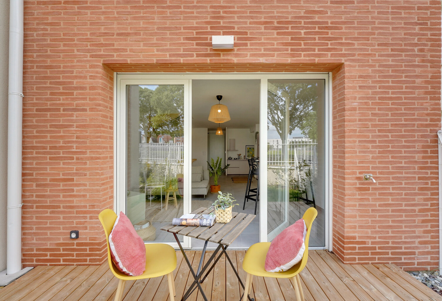Maison T4 avec jardin, terrasse et garage double à Toulouse — photo 1