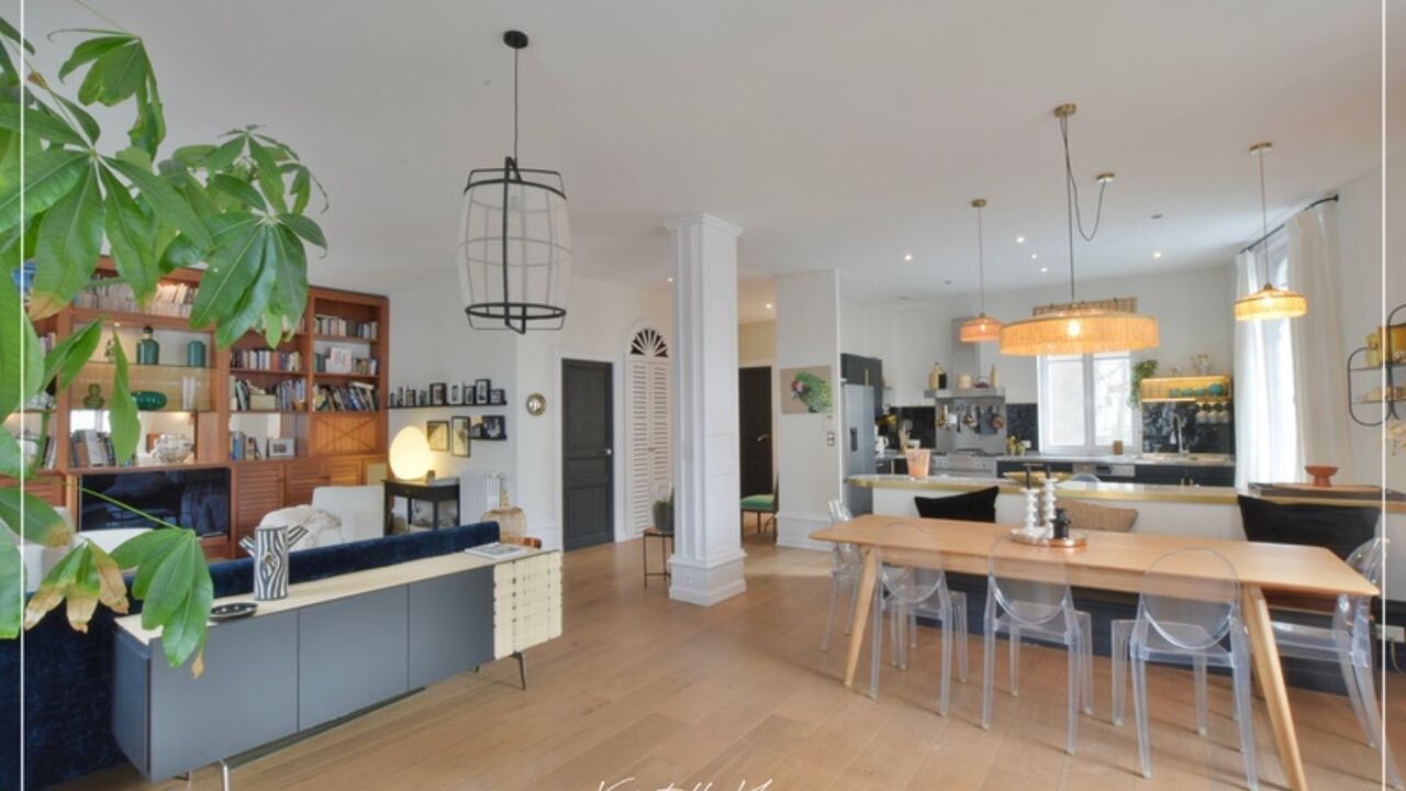maison 10 pièces 304 m2 à vendre à Nantes (44100)