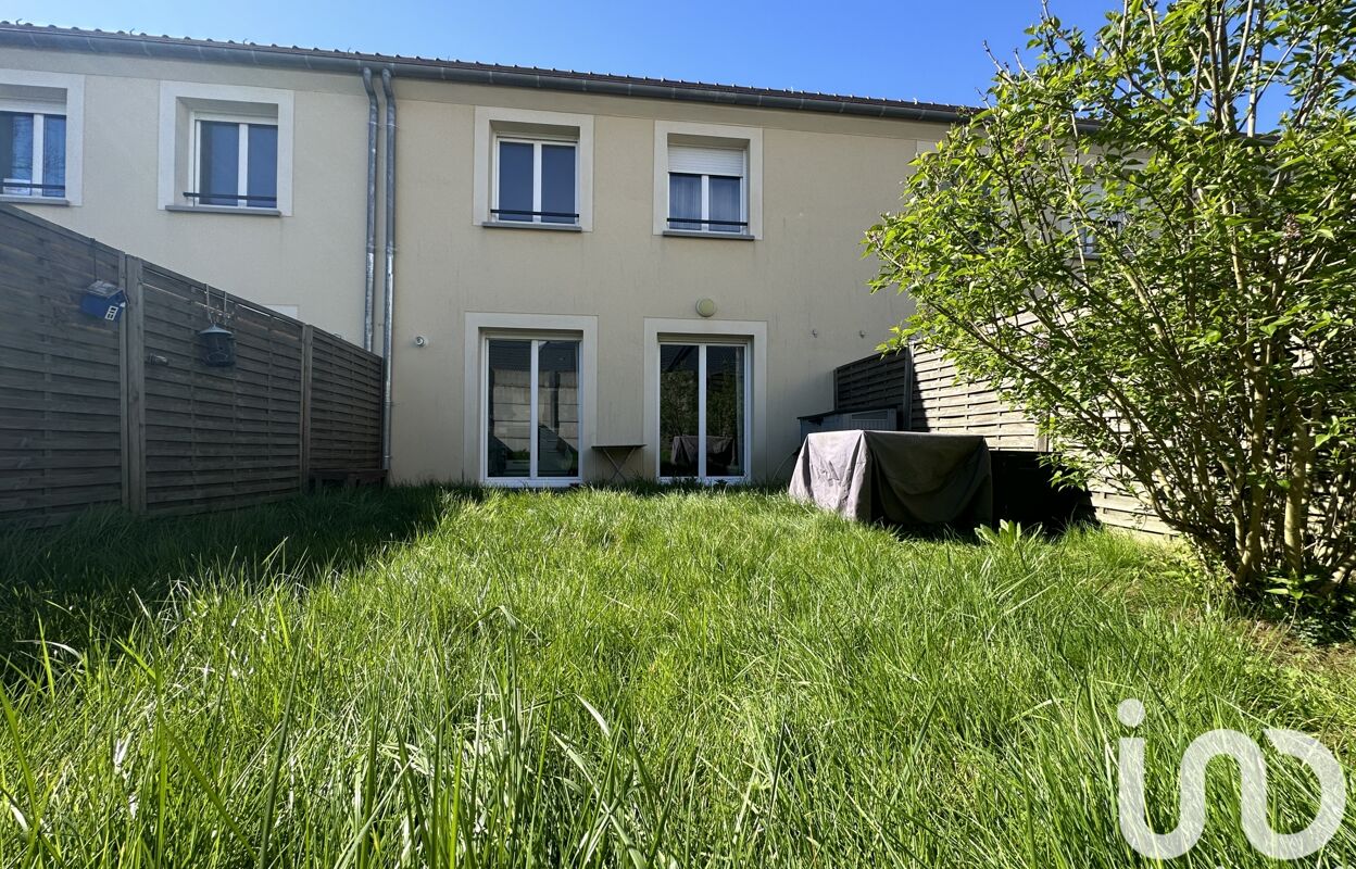 maison 4 pièces 83 m2 à vendre à Fontenay-Trésigny (77610)