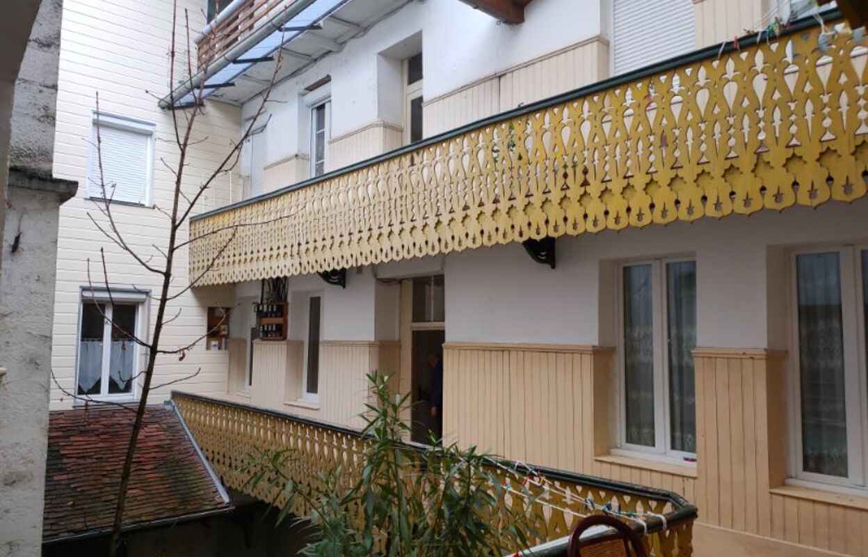 appartement 2 pièces 56 m2 à vendre à Salins-les-Bains (39110)