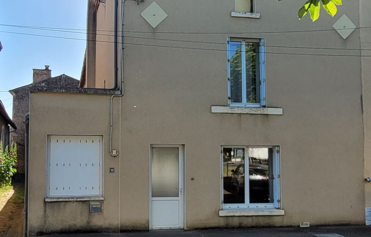 maison 5 pièces 136 m2 à vendre à Saint-Jouin-de-Marnes (79600)