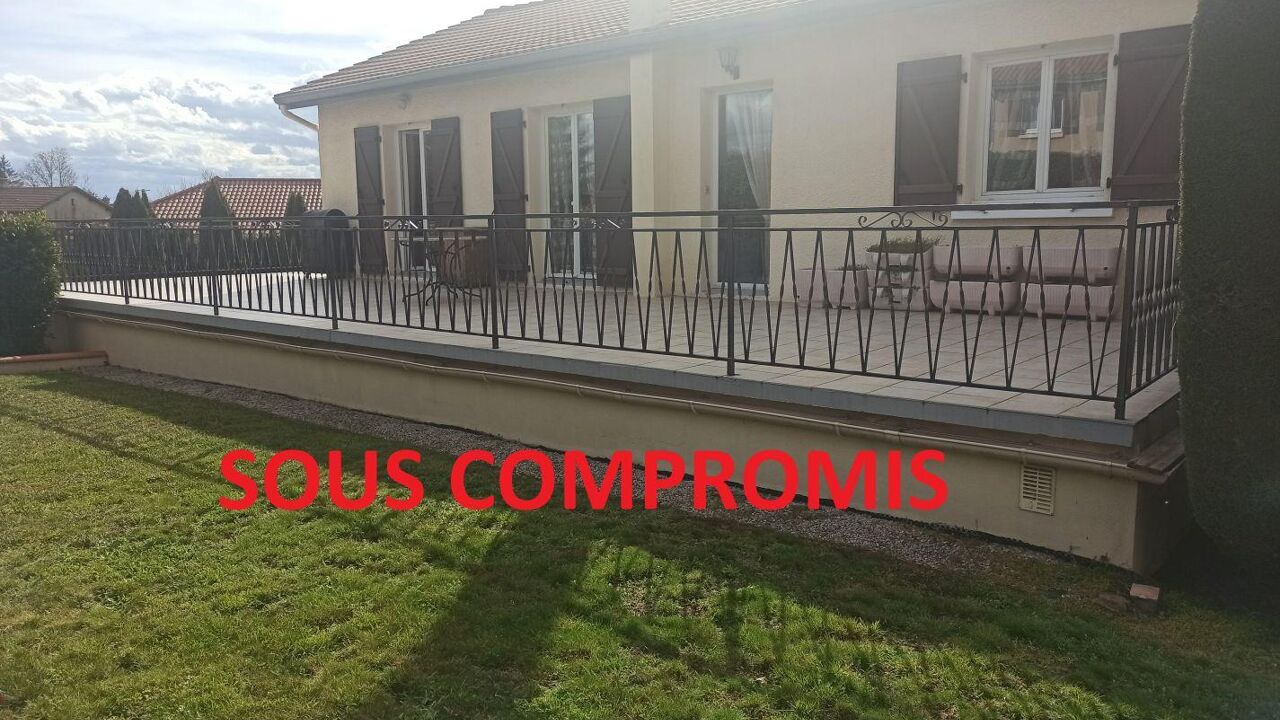 maison 5 pièces 90 m2 à vendre à Saint-Maurice-en-Gourgois (42240)