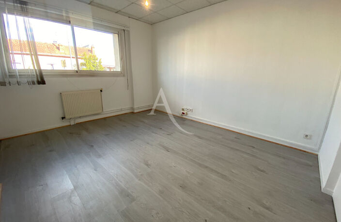 Locaux Montargis 179.54 m2 investisseurs — photo 2