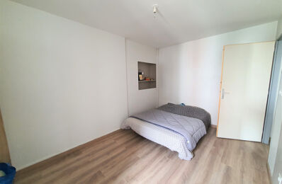 location appartement 440 € CC /mois à proximité de Sauveterre-de-Béarn (64390)