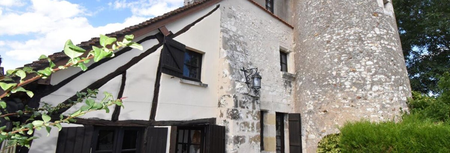 Maison 5 Pièces 132 m² à vendre à Léré (18240)