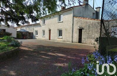 vente maison 142 000 € à proximité de Saint-Michel-le-Cloucq (85200)