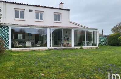 vente maison 300 000 € à proximité de Saint-Avaugourd-des-Landes (85540)