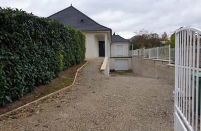 location maison 1 135 € CC /mois à proximité de Chapelle-Vallon (10700)