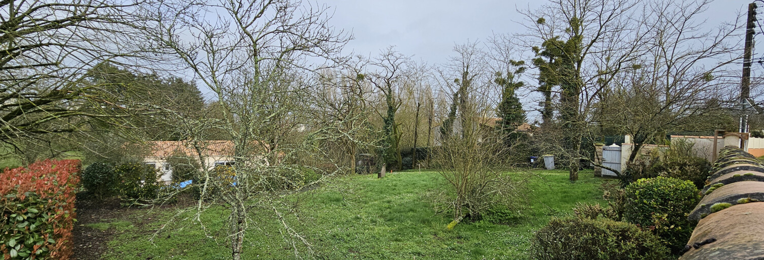 Terrain  401 m² à vendre à Fontenay-le-Comte (85200)