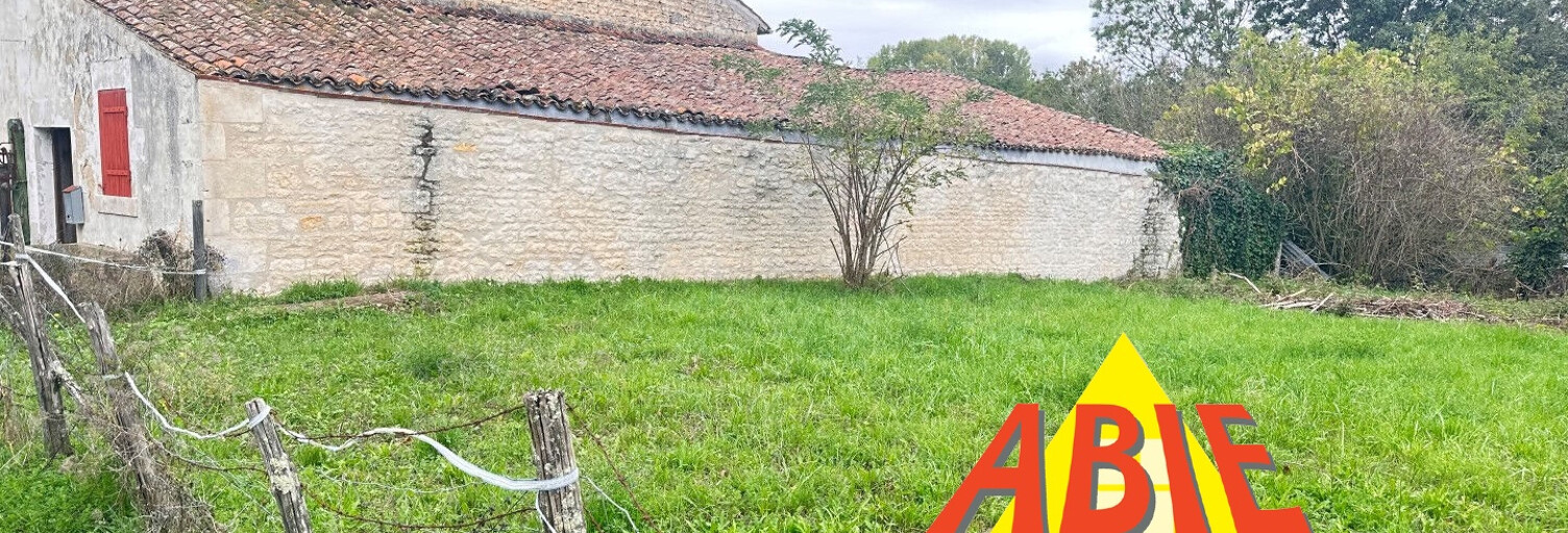 Garage  90 m² à vendre à Benet (85490)