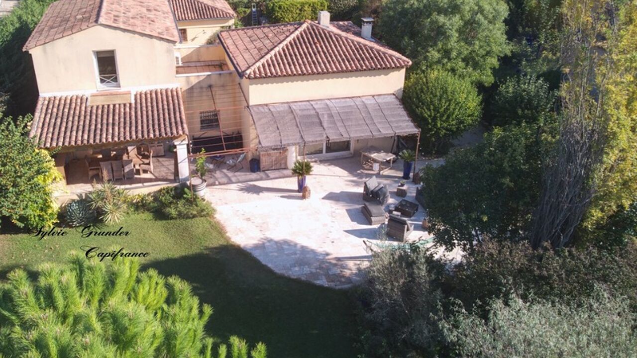 maison 10 pièces 258 m2 à vendre à Aix-en-Provence (13090)