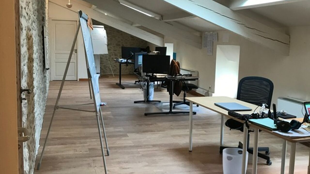 bureau 2 pièces 47 m2 à vendre à Avignon (84000)