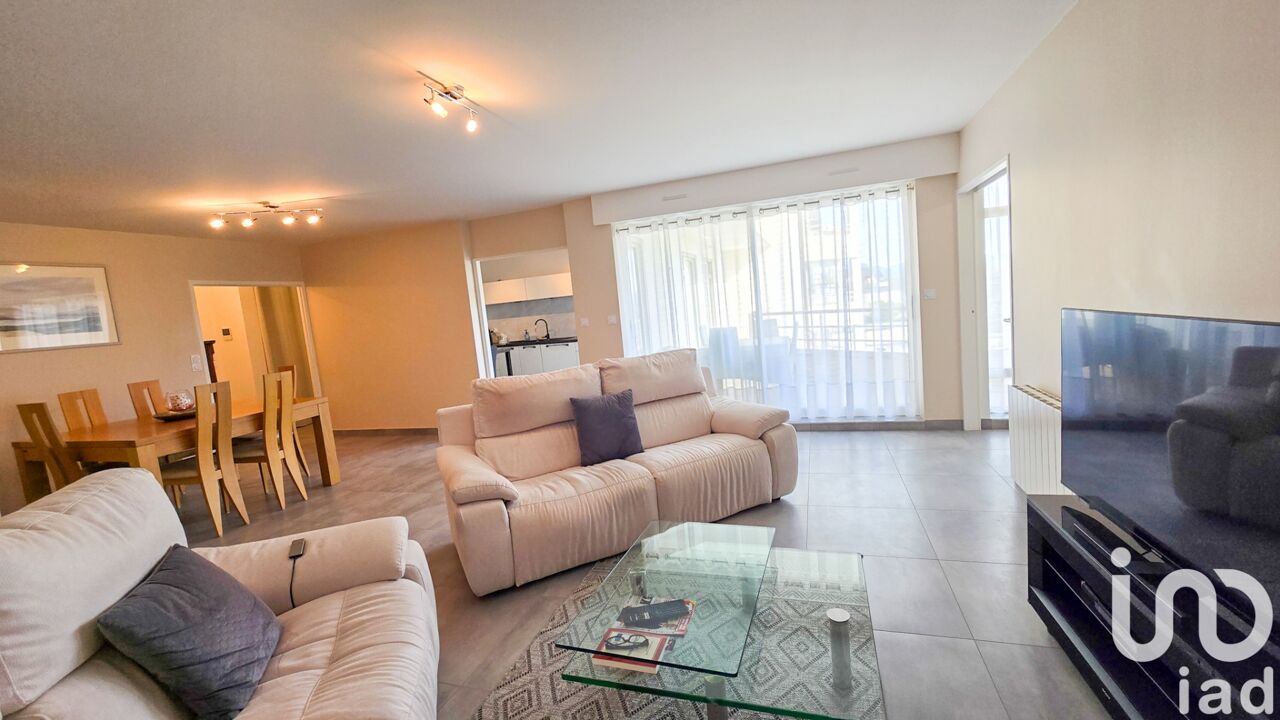 appartement 3 pièces 99 m2 à vendre à Divonne-les-Bains (01220)