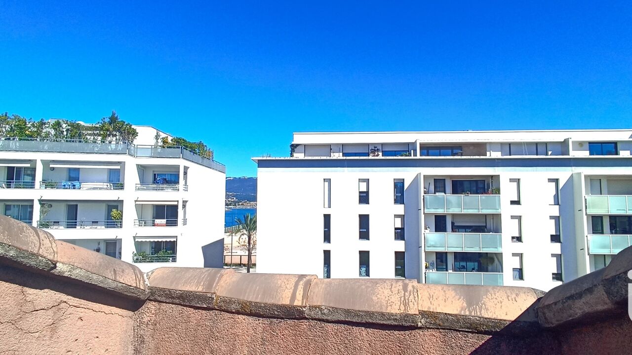 appartement 3 pièces 61 m2 à vendre à La Seyne-sur-Mer (83500)