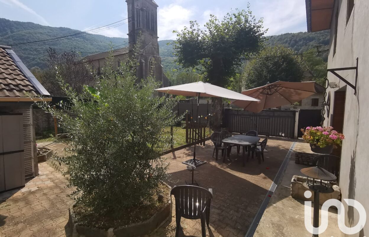 maison 7 pièces 186 m2 à vendre à La Burbanche (01510)