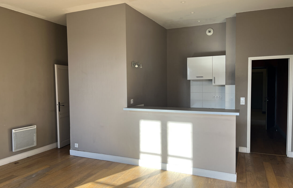 appartement 2 pièces 49 m2 à vendre à Nîmes (30000)