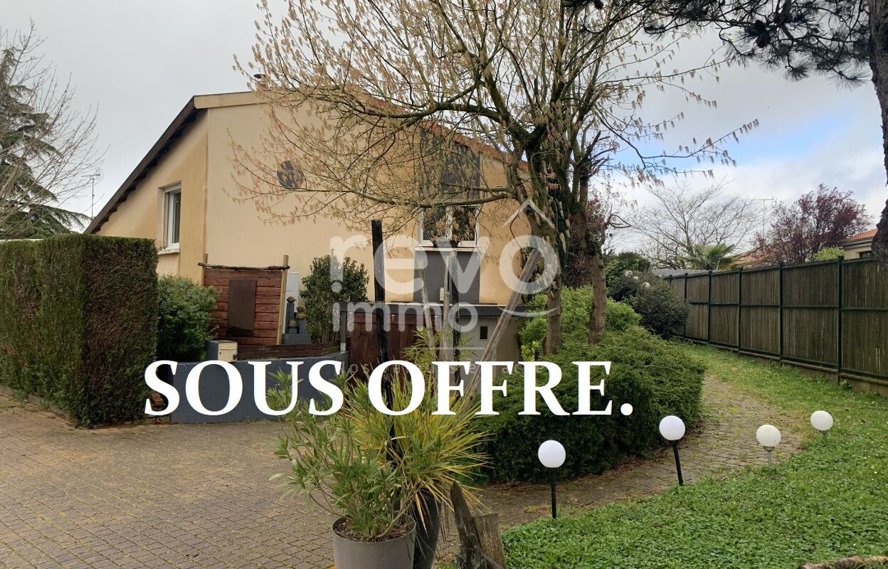 maison 6 pièces 136 m2 à vendre à Saint-Pierre-Montlimart (49110)