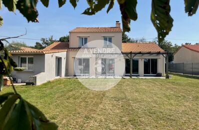 vente maison 539 760 € à proximité de Saint-Julien-de-Concelles (44450)