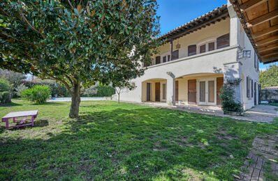 maison 7 pièces 180 m2 à vendre à Arles (13200)