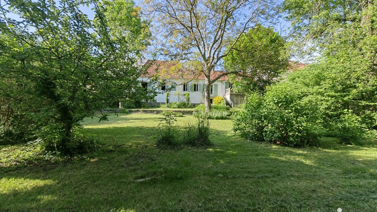 maison 9 pièces 200 m2 à vendre à La Bâtie-Neuve (05230)