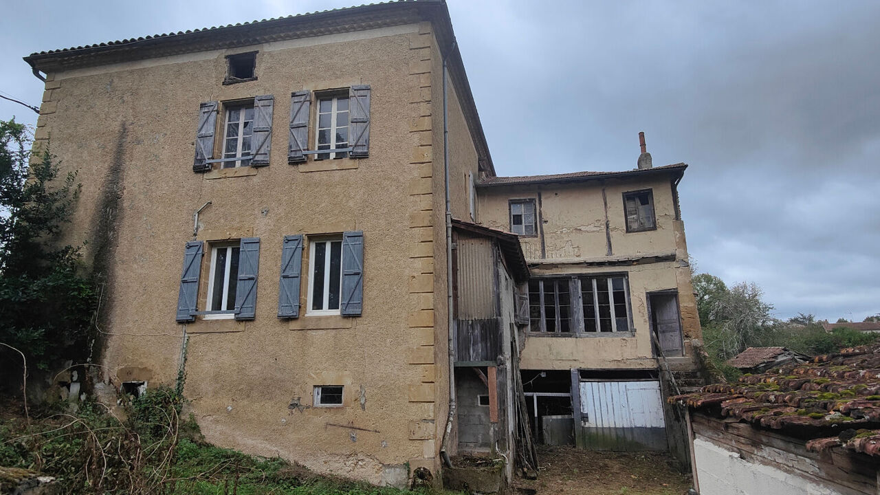 immeuble  pièces 157 m2 à vendre à Mirande (32300)