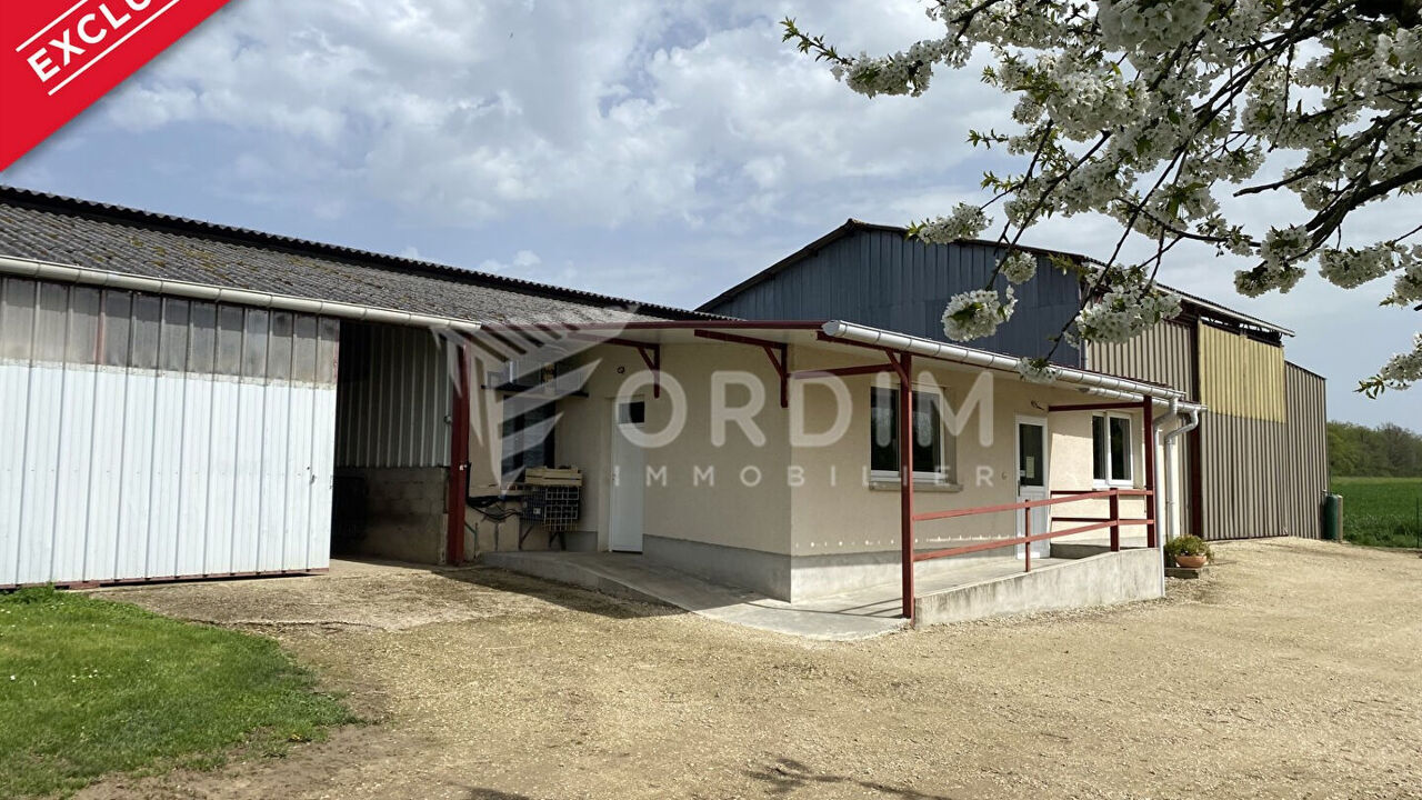 terrain  pièces 115 m2 à vendre à Charny-Orée-de-Puisaye (89120)