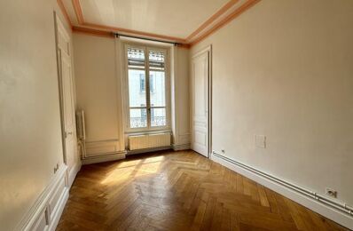 location appartement 880 € CC /mois à proximité de Neuville-sur-Saône (69250)