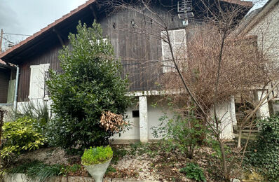 location maison 880 € CC /mois à proximité de La Buisse (38500)