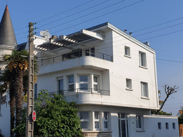 ROYAN MAison 175m2 jardin garage PLAGE du CHAY au prix de 66 — photo 1